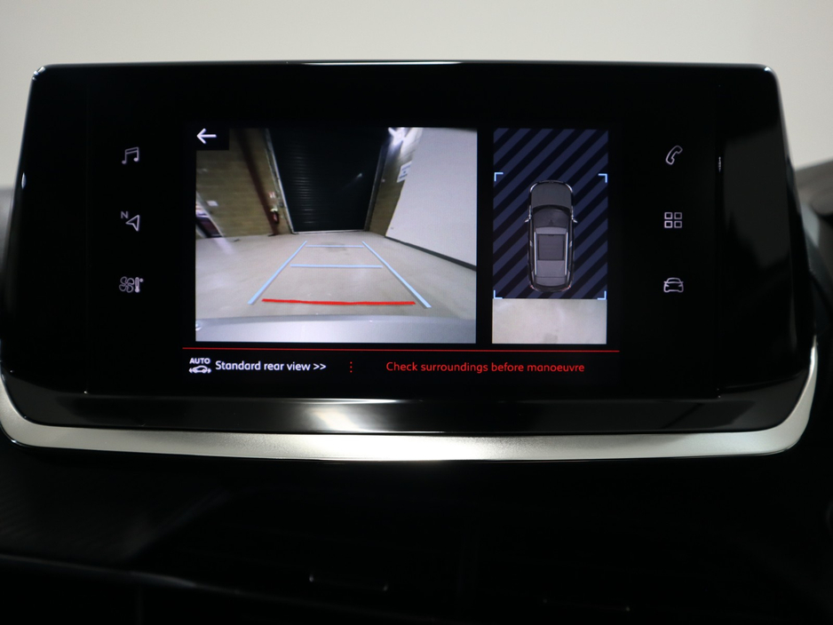 2023 Peugeot 2008 - image 11