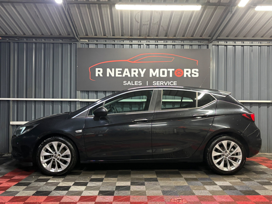 2017 Opel Astra - image 7