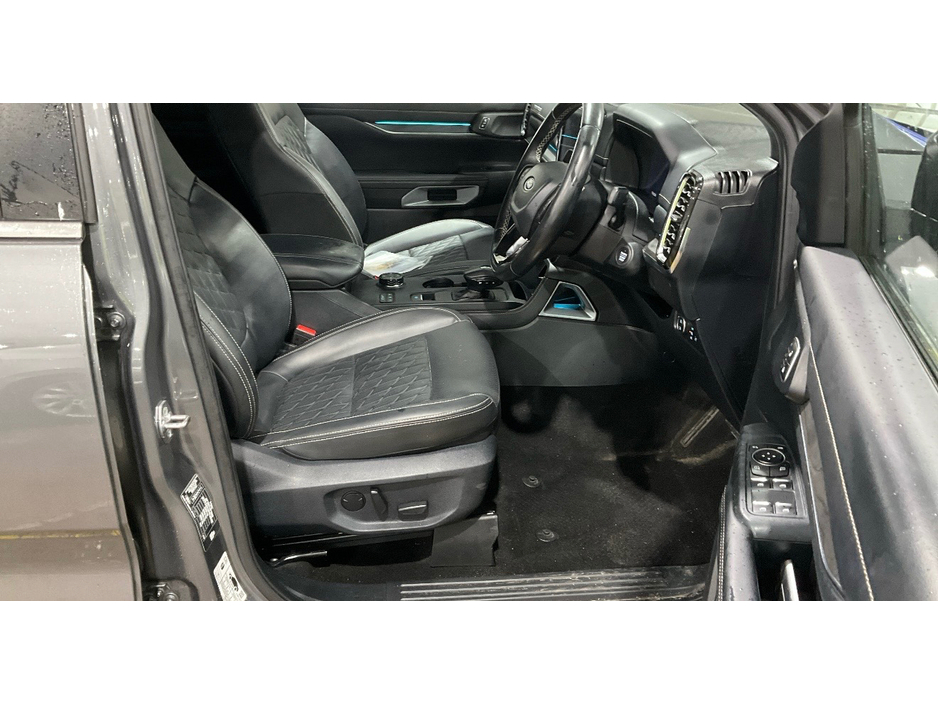 2024 Ford Ranger V6 240BHP PLATINUM ECOBLUE LIMITED EDITION VERY RARE CREWCAB 5 LUXURY SEATER €52,340