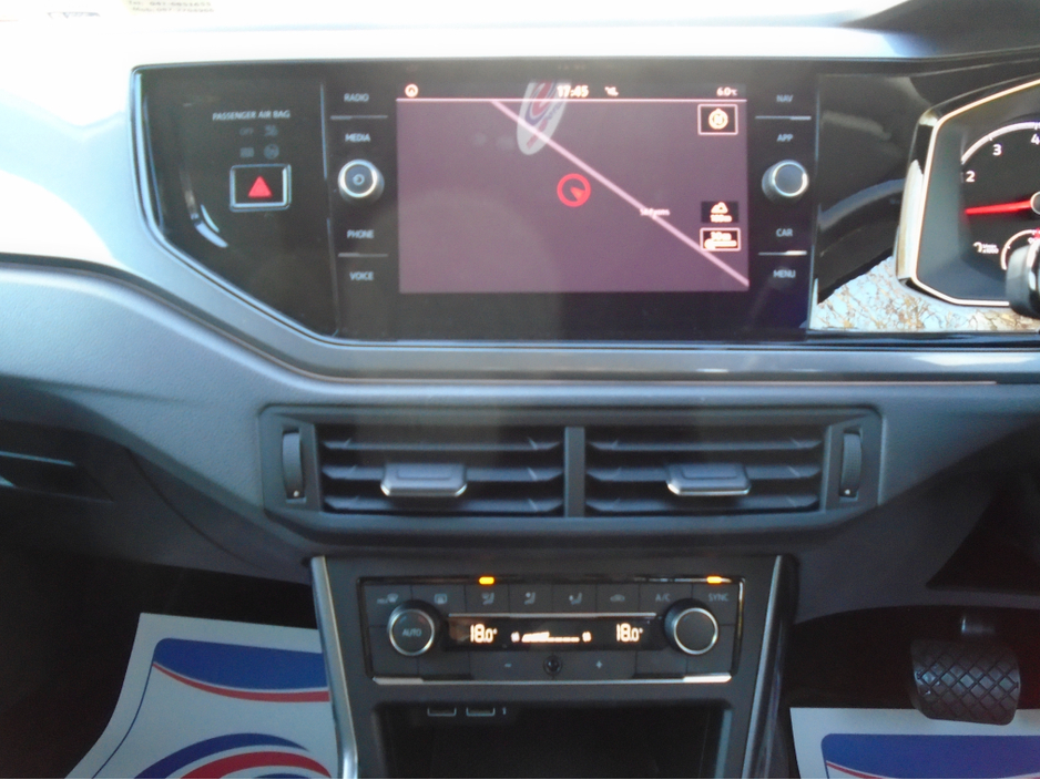 2018 Volkswagen Polo - image 29