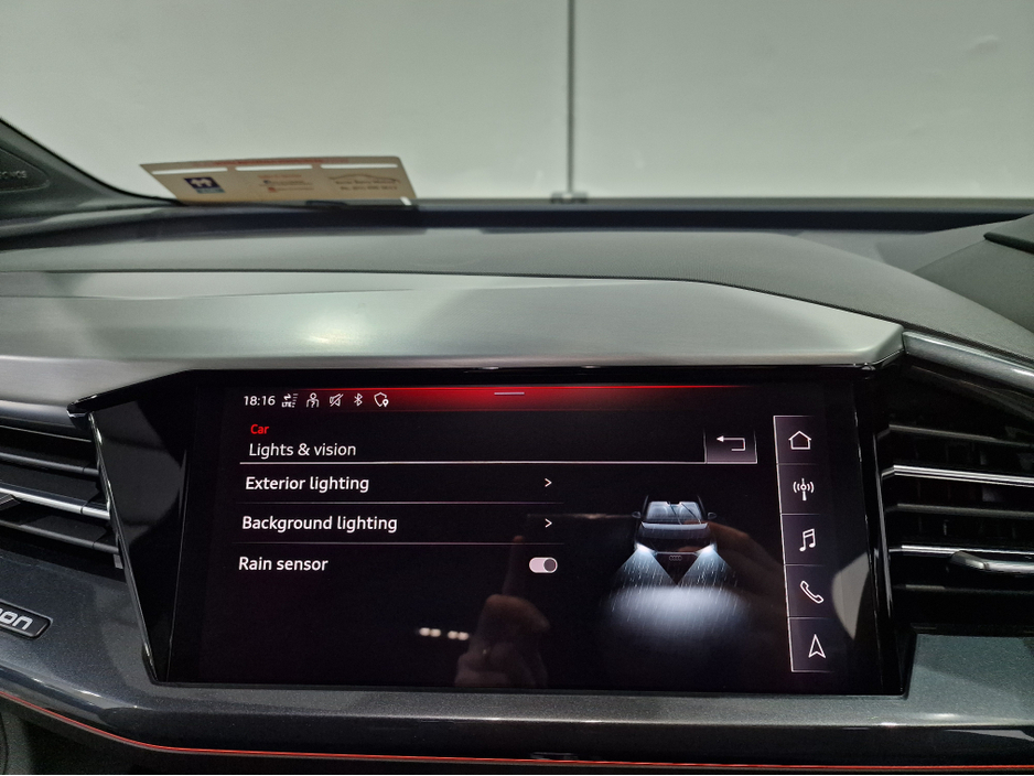 2024 Audi Q4 e-tron 45 S LINE (TECH PACK / 82KWH BATTERY) 282BHP AUTOMATIC **ONE OWNER / APPLE CARPLAY / ADAPTIVE CRUISE CONTROL / FULL LEATHER / SONOS PREMIUM SOUND / SAT NAV / REVERSE CAMERA / WIRELESS PHONE CHARGING** €43,900