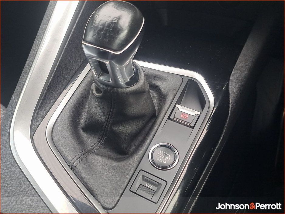 2022 Peugeot 3008 1.2 PureTech 130bhp Allure €28,950