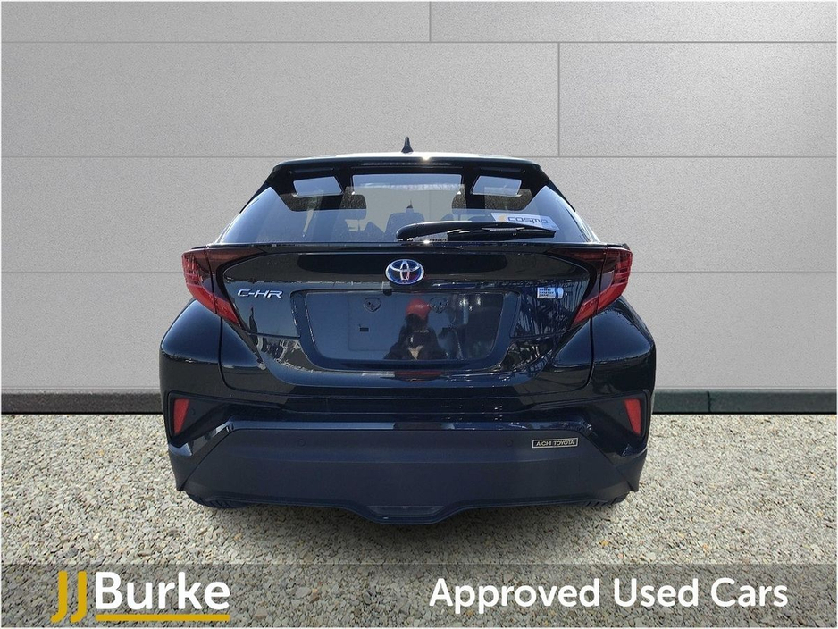 2023 Toyota C-HR - image 5
