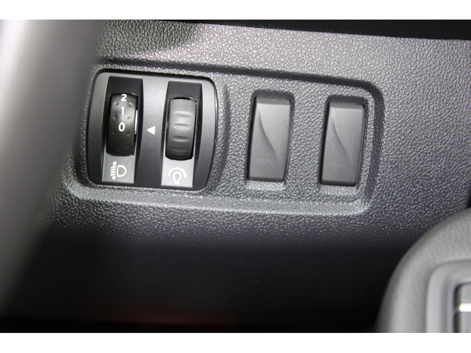 2018 Renault Clio 1.2 16V 75 DYNAMIQUE NAV €10,950