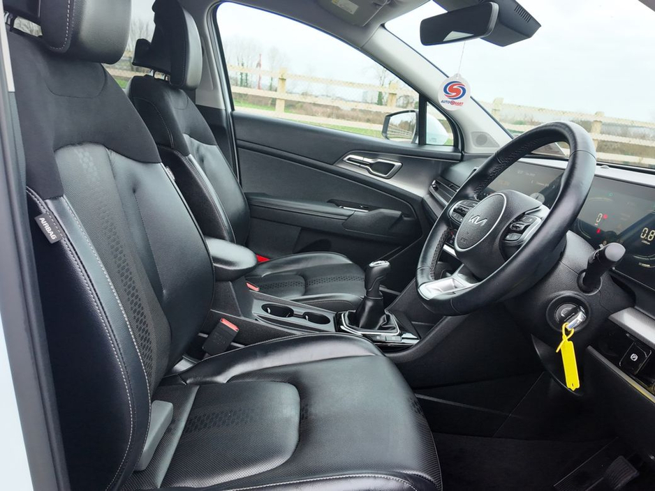 2024 Kia Sportage - image 9