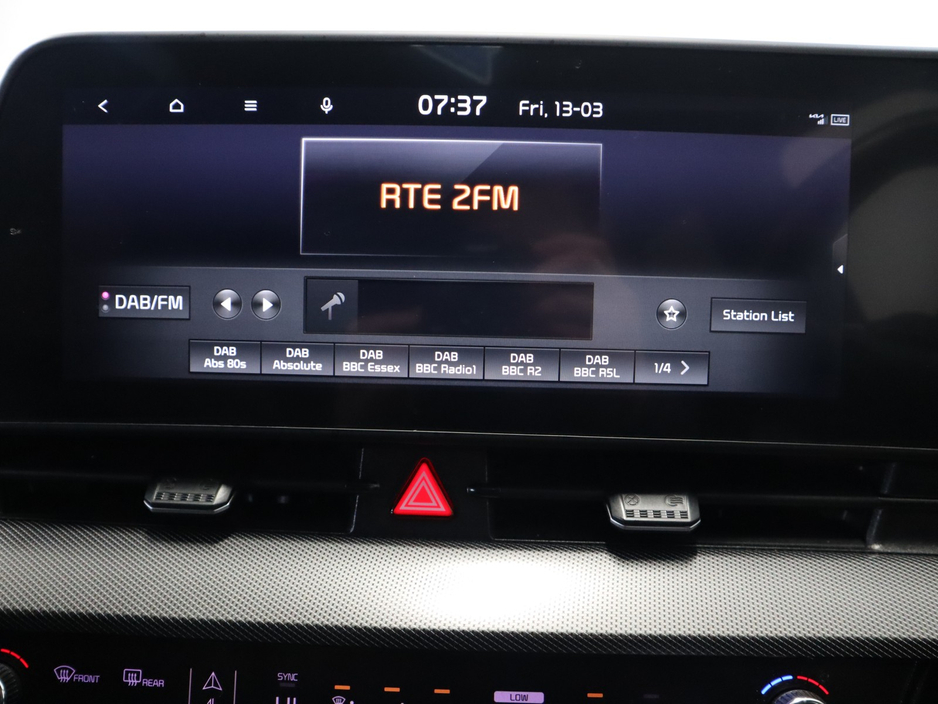 2023 Kia Sportage - image 23