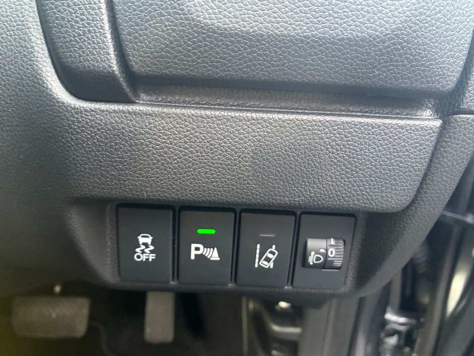 2020 Honda Jazz - image 20