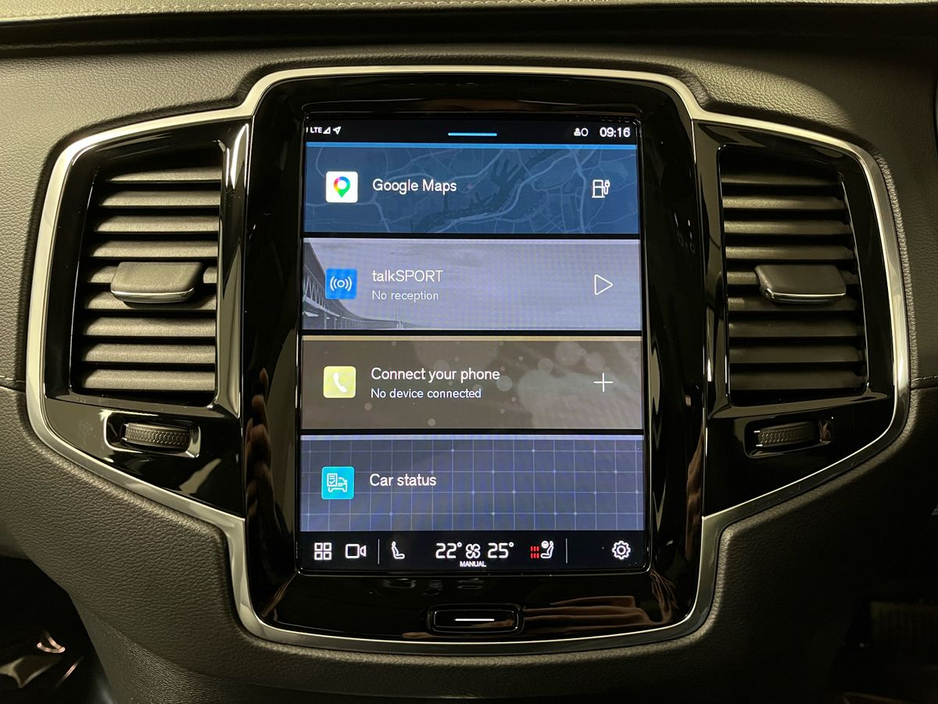 2023 Volvo XC90 - image 17