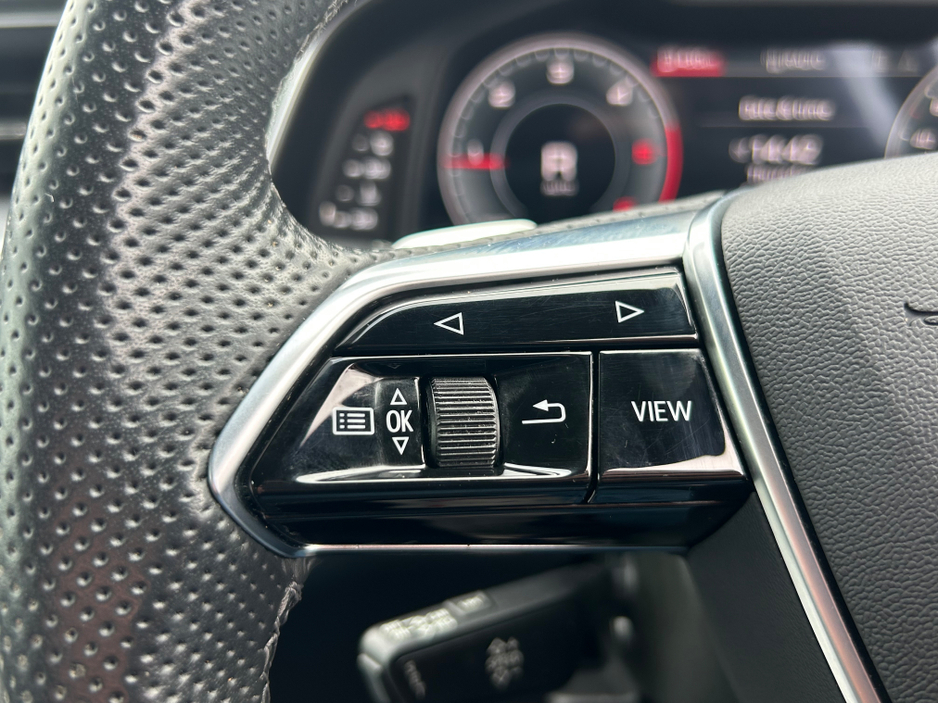 2021 Audi A7 - image 15