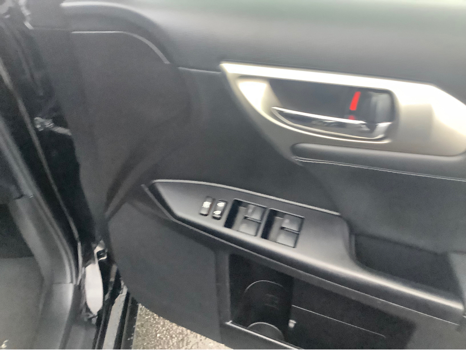 2017 Lexus CT 200 h - image 7