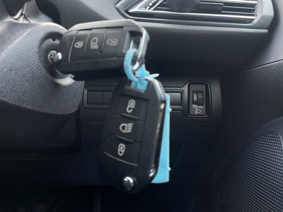 2015 Peugeot 308 ACTIVE 1.6 HDI 92 4DR €8,250