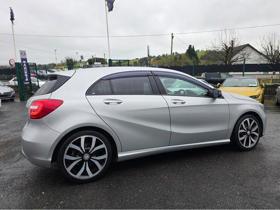 2015 Mercedes-Benz A Class A180  HALF LEATHER HEATED SEATS - REV CAMERA - HI SPEC / SYSTEM LOW ROAD TAX BAND / SIMI DEALER €14,950
