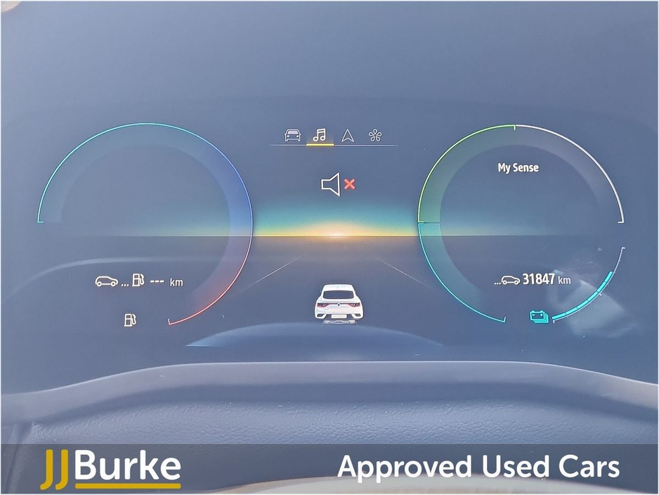 2023 Renault Arkana - image 21