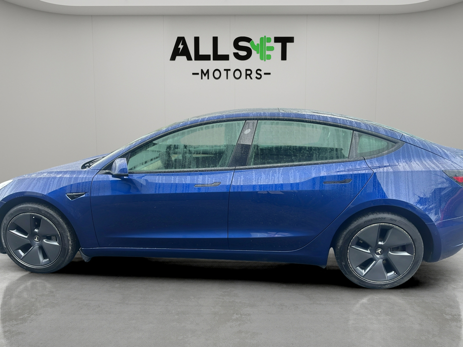 2021 Tesla Model 3 STANDARD RANGE PLUS €23,995