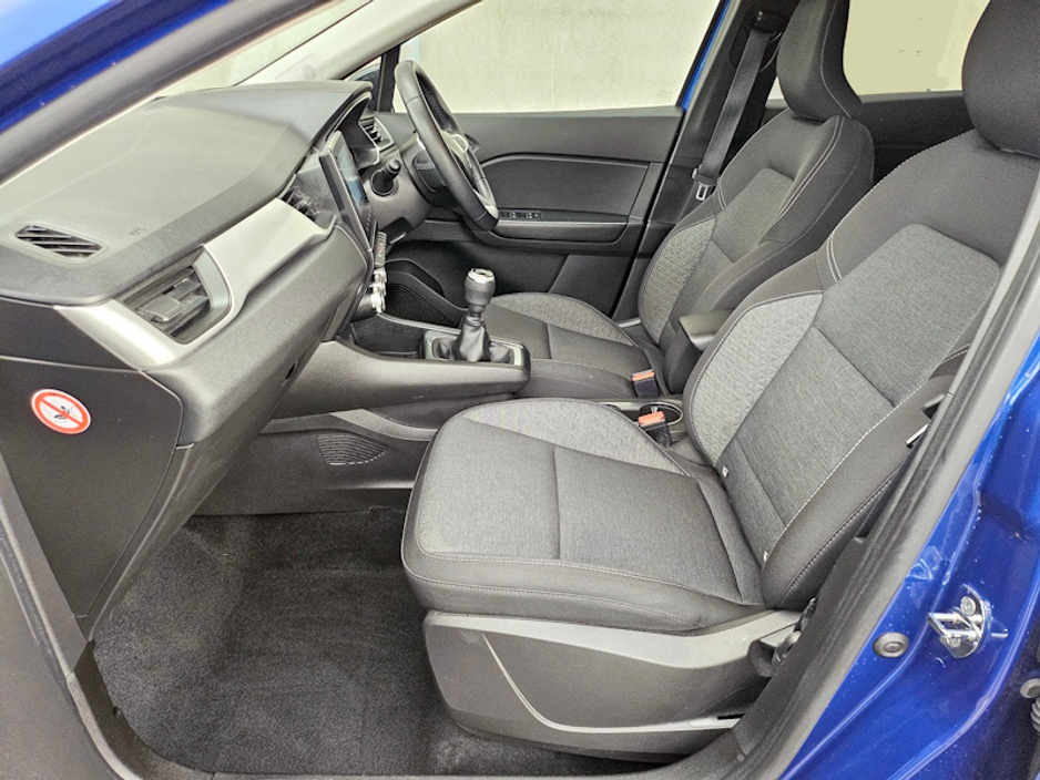 2022 Renault Captur ICONIC Renault Warranty Finance Available €16,950