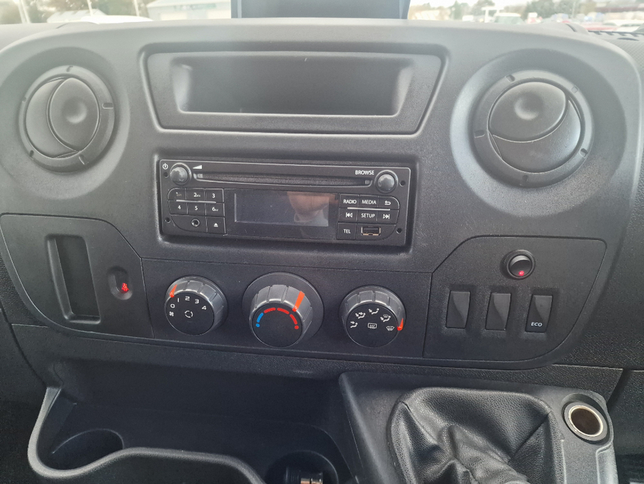 2018 Renault Master - image 11