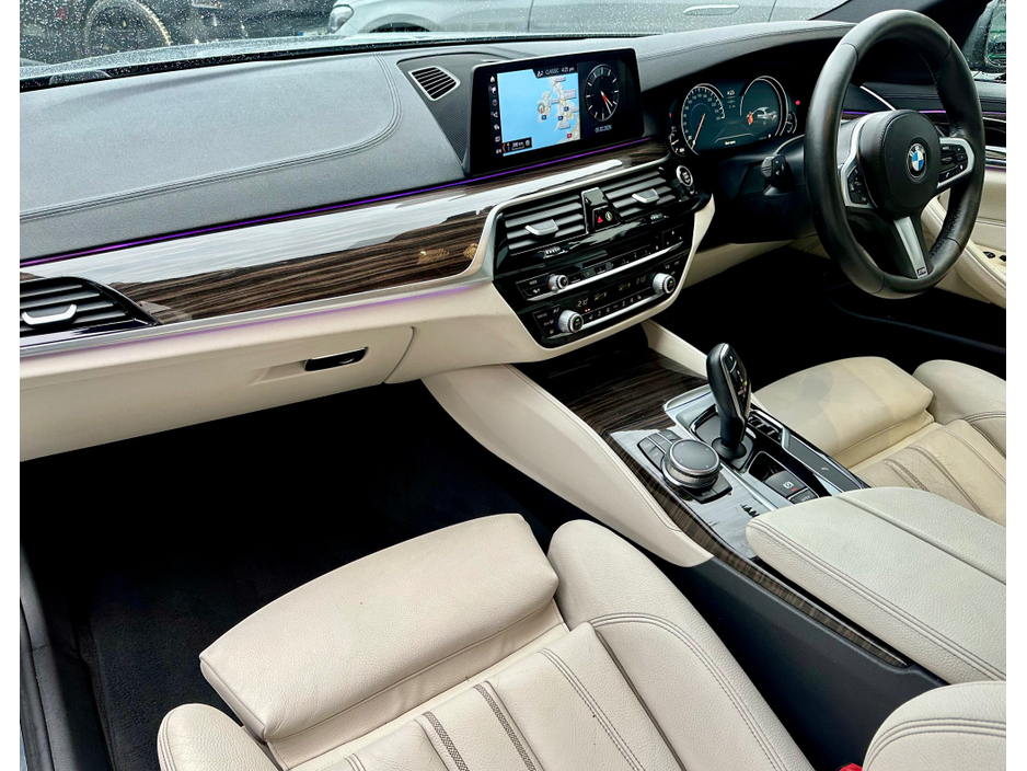 2017 BMW 5 Series M SPORT 4DR AUTO