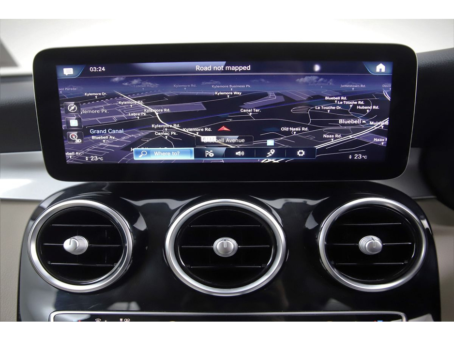 2022 Mercedes-Benz GLC Class - image 20