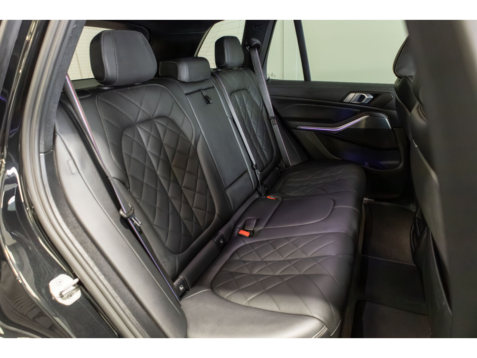 2023 BMW X5 - image 11