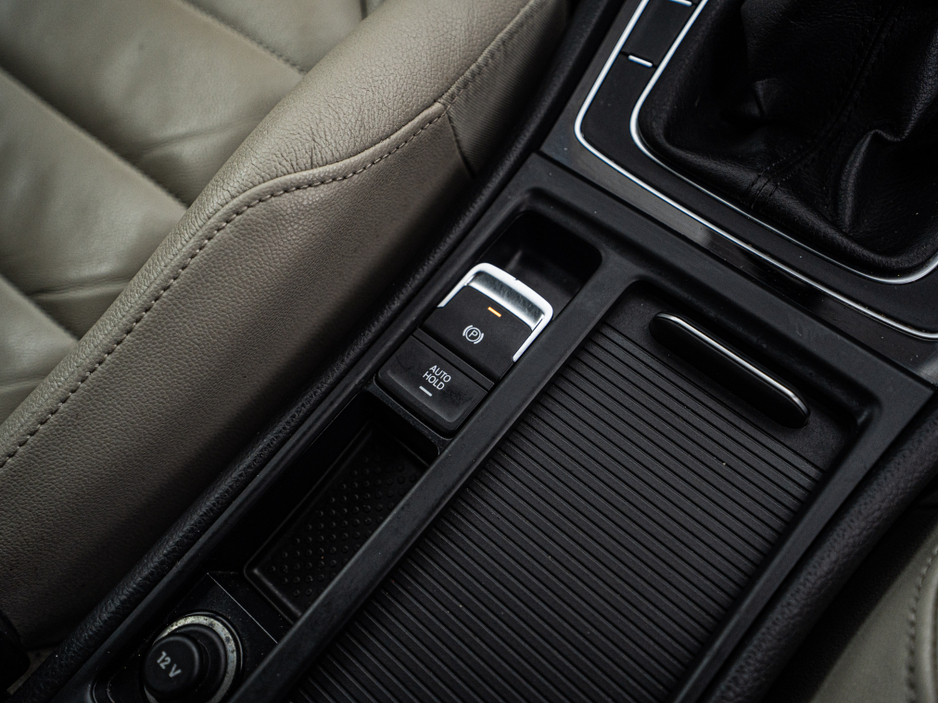 2017 Volkswagen Golf 2017 VW Golf 1.2tsi HIGHLINE/High spec/1yr warrant €16,888