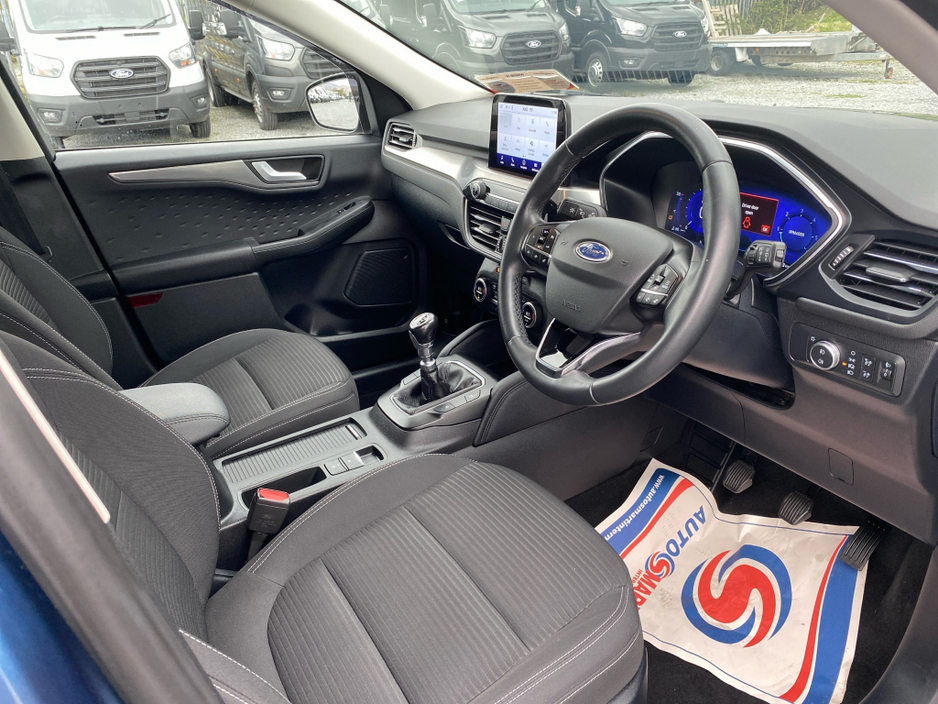 2021 Ford Kuga - image 6