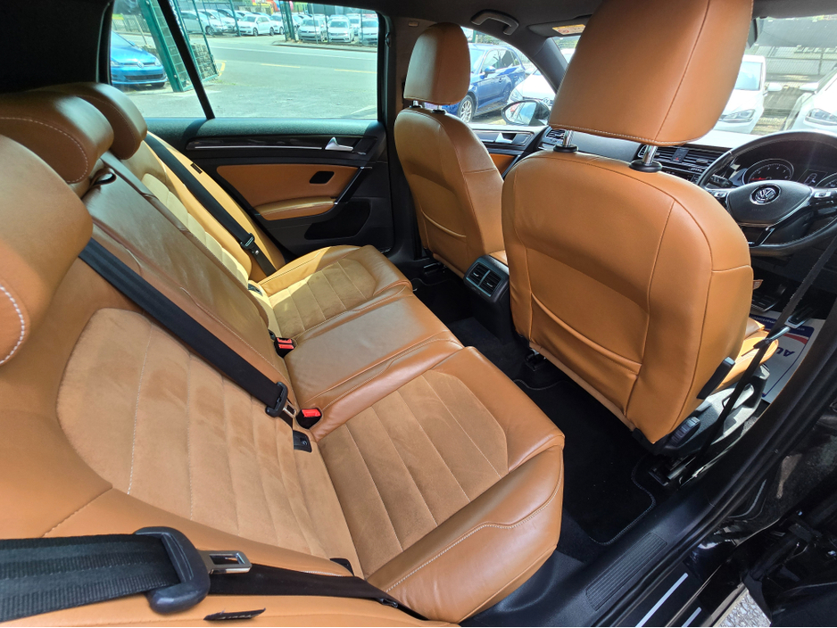 2015 Volkswagen Golf 1.4 TSI LEATHER SPECIAL TAN LEATHER  MILANO EDITION //LEATHER  HEATED SEATS // REVERSE CAMERA €15,450