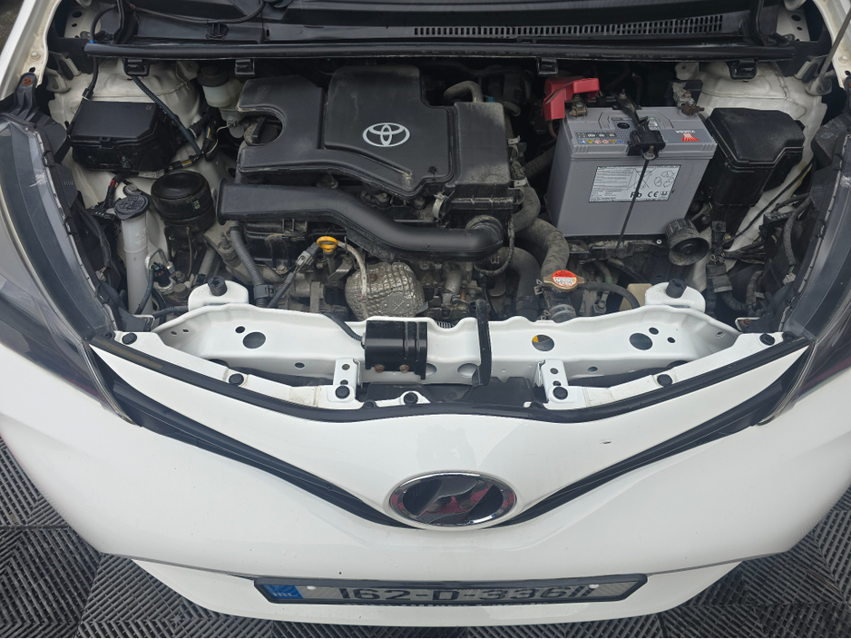 2016 Toyota Yaris KSP130 5DR AUTO €8,950