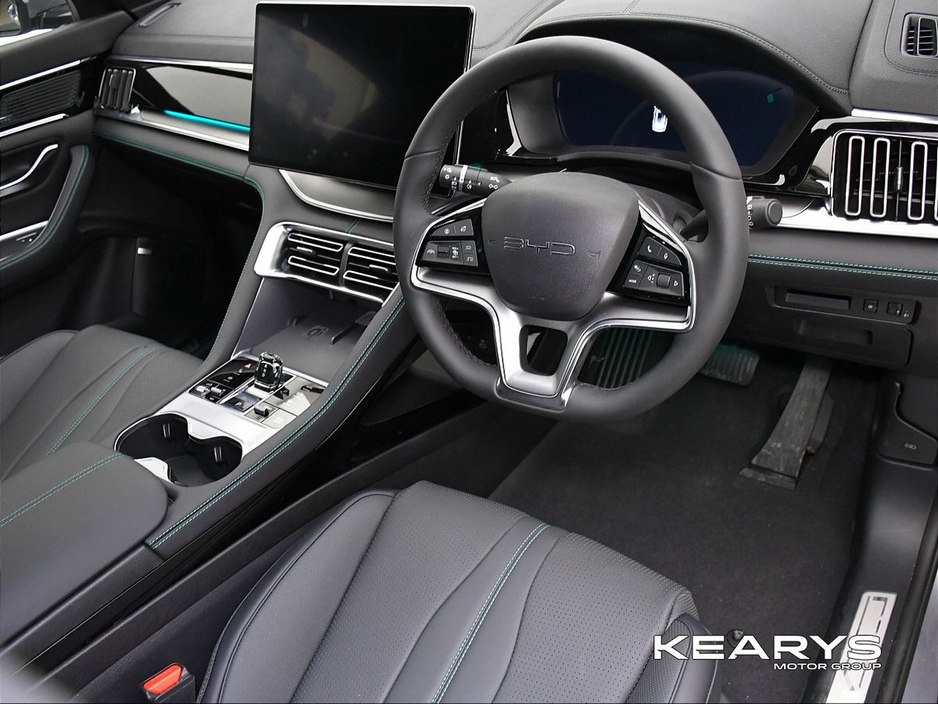 2025 BYD Seal U - image 12