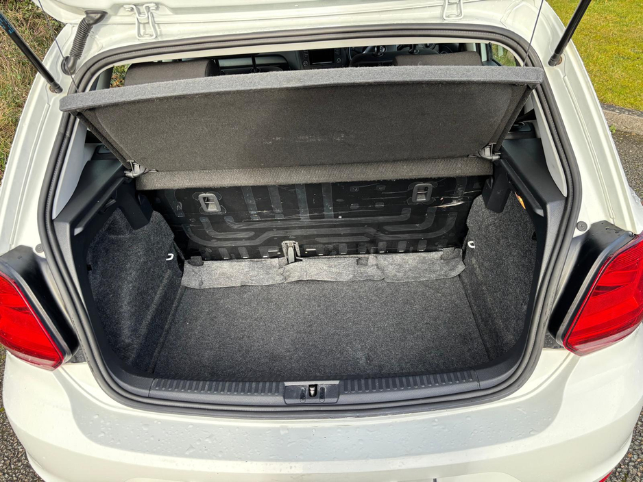 2016 Volkswagen Polo TRENDLINE 1.0 60HP MANUAL 5SPEED 5DR €9,950