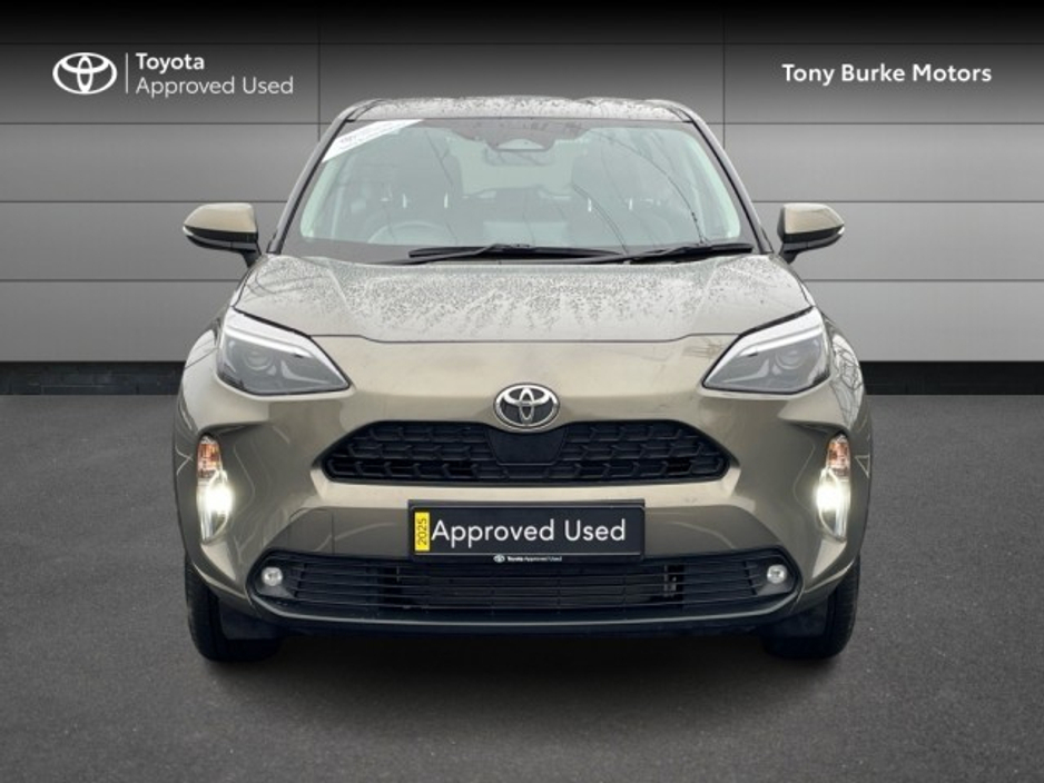 2025 Toyota Yaris Cross - Save EUR 4,100 - Luna + 2 FREE Services Included - 1.5 Hybrid - Automatic - EUR 180 Tax // Remote Central Locking // Front Electric Windows // Rear Electric Windows // Electric Mirrors // Finger Tip €29,865