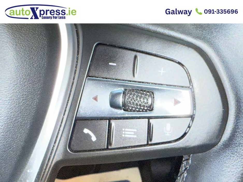 2020 BMW 1 Series - image 8