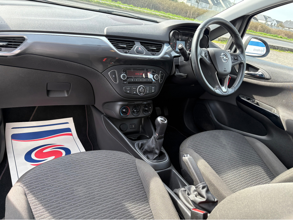 2016 Opel Corsa - image 9