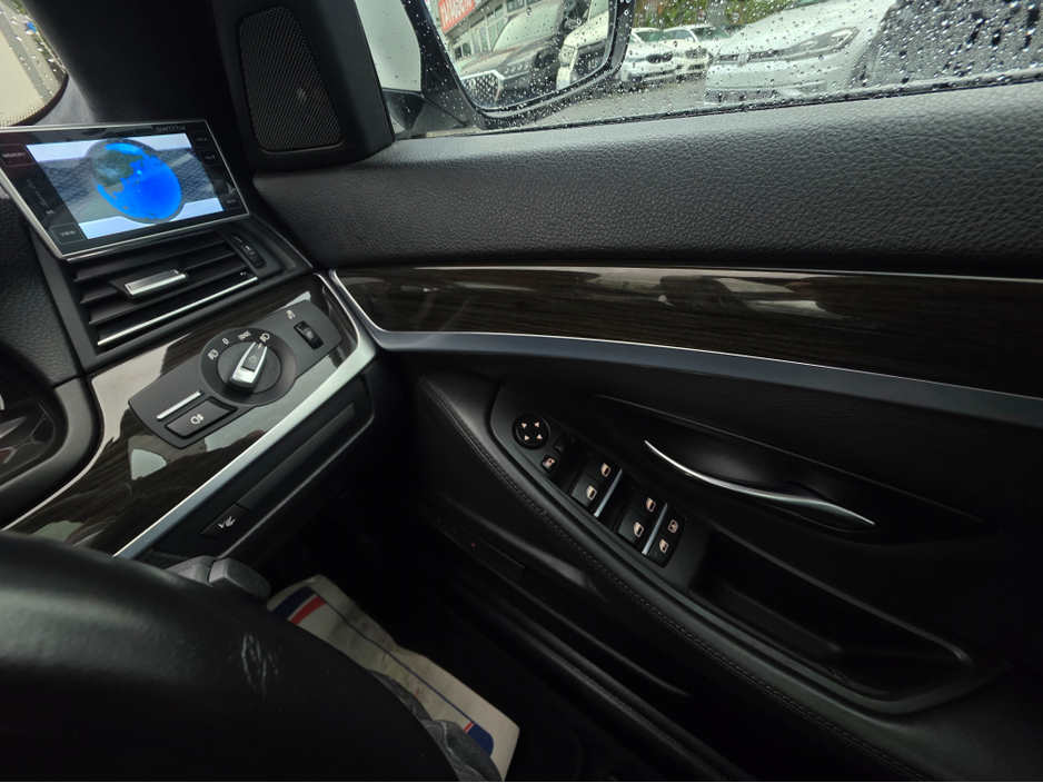 2012 BMW M5 F10 4.4 TWIN TURBO V8 AUTOMATIC