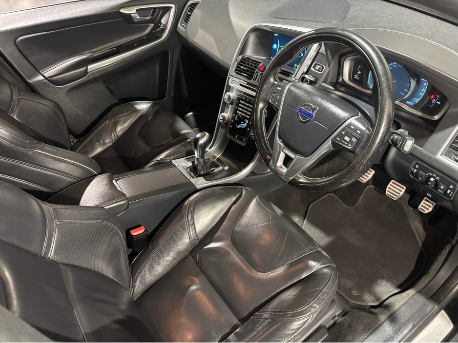 2016 Volvo XC60 - image 9