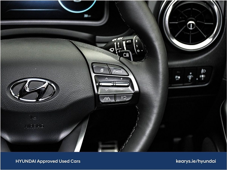 2023 Hyundai Kona EV Executive 39 kWh €21,990