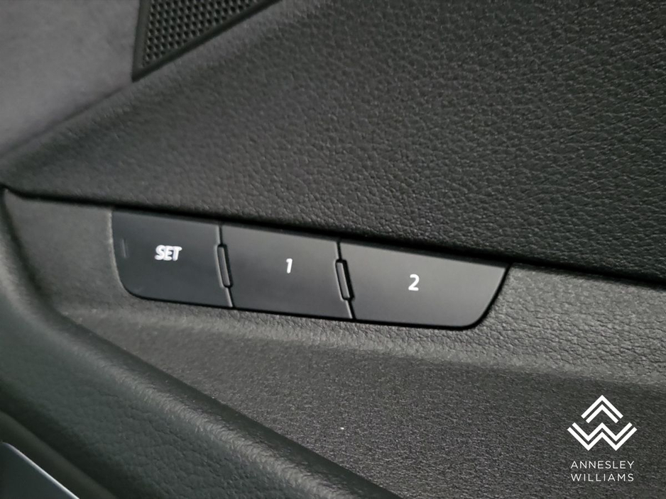 2023 Audi e-tron - image 27