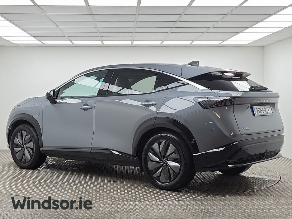 2025 Nissan Ariya - image 2
