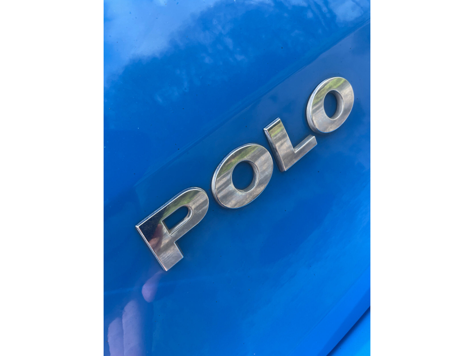 2016 Volkswagen Polo - image 13