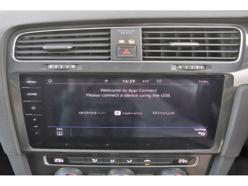 2018 Volkswagen Golf 1.2 TSI DSG MK7.5 COMFORTLINE *UPGRADED 17"ALLOYS*REVERSE CAM*CARPLAY*ANDROID AUTO* €18,890