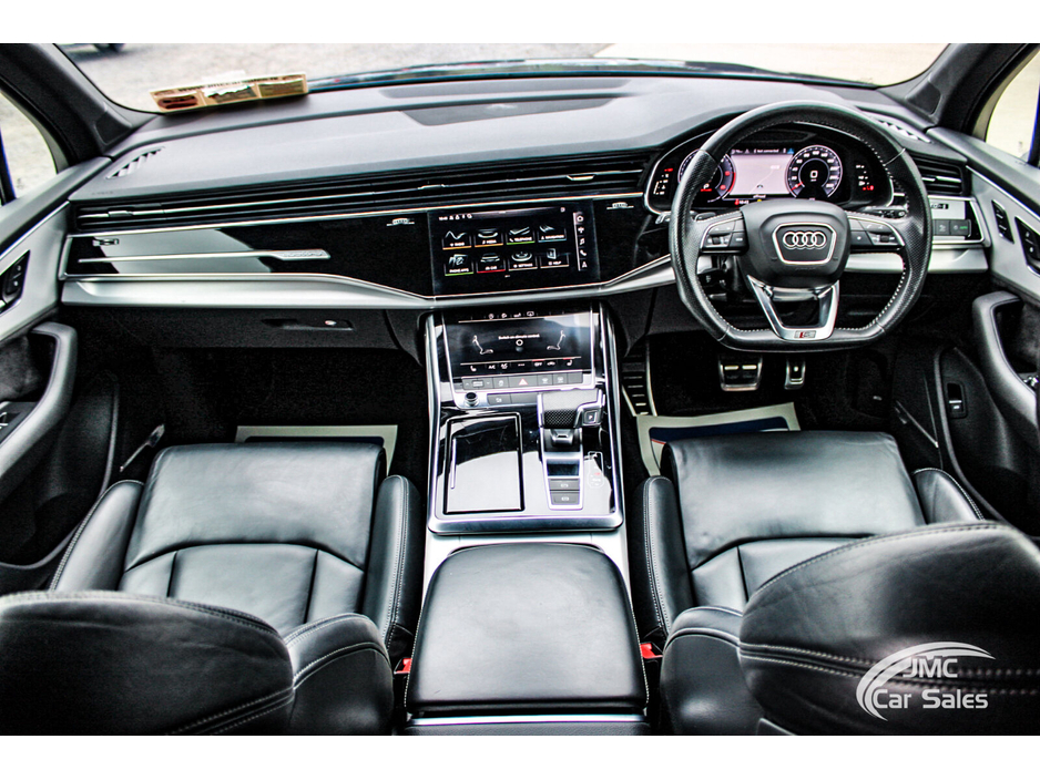 2020 Audi Q7 - image 37