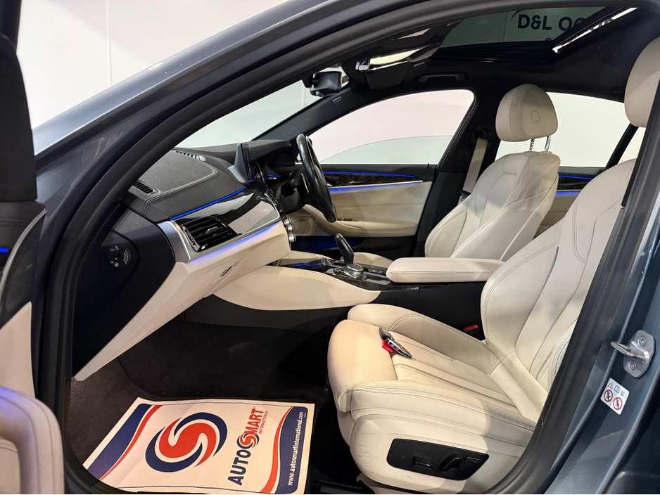 2018 BMW 5 Series - image 10