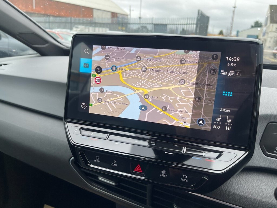 2022 Volkswagen ID.3 Pro 58kWh Life Hatchback 5dr Electric Auto (145 ps)