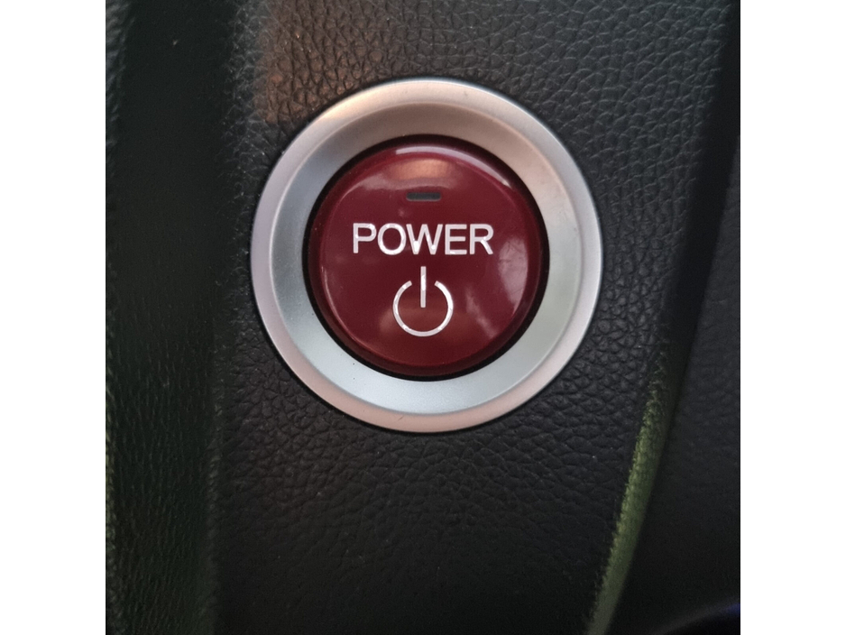 2016 Honda Fit - image 15