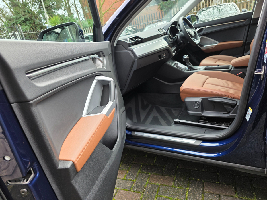 2025 Audi Q3 35 TFSI SE S-TRONIC.FINANCE ARRANGED.SIMI.AA APPROVED.VIEW BY APPOINTMENT 7 DAYS A WEEK. €52,950