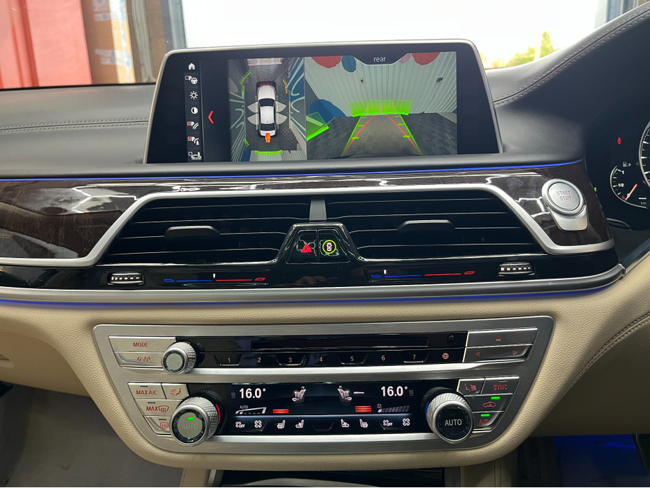 2017 BMW 7 Series ONLY €24950! 2017 BMW 740E iPERFORMANCE 2.0 AUTOMATIC / CRUISE CONTROL / 360° PARKING CAMERA / ELECTRIC MEMORY, HEATED & MASSAGING SEATS / PANORAMIC SUNROOF €24,950