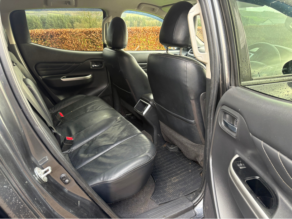 2020 Mitsubishi L200 INSTYLE  AUTO CREWCAB PICK UP