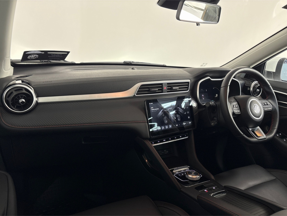 2025 MG ZS LR EXCLUSIVE-72.6KWH**DIGITAL DASH**MULTIFUNCTIONAL STEERING WHEEL**BLACK LEATHER INTERIOR**360 CAMERA**APPLE CARPLAY ANDROID AUTO**KEYLESS START**AIR CONDITIONING**FINANCE AVAILABLE** €31,495