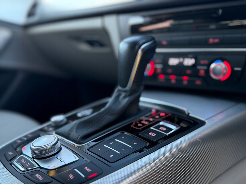 2015 Audi A6 - image 10