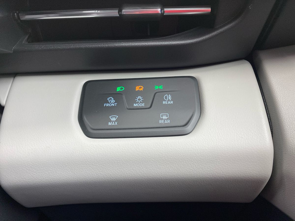 2026 Ford Explorer - image 19