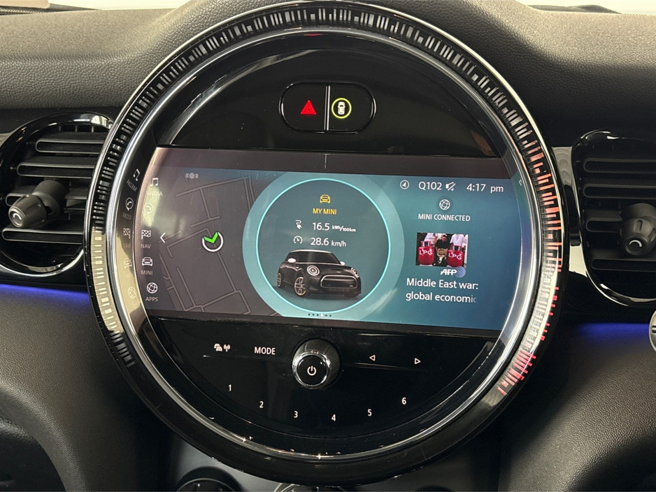 2022 MINI Hatch - image 17